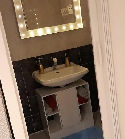 Tres Belle F1 Bis דירה *